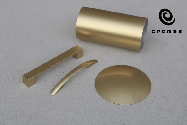 Metallic paint in gold, silver, bronze colors developed by Cromas