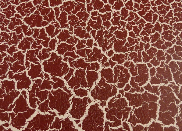 Vernice cracklè: vernice screpolante, esempio di combianzion di colore